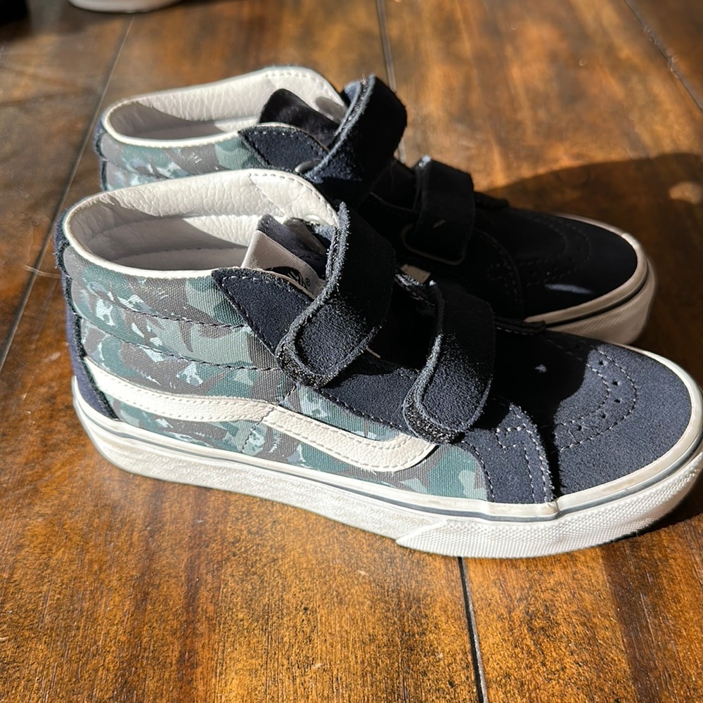 Army print Vans Velcro High Tops